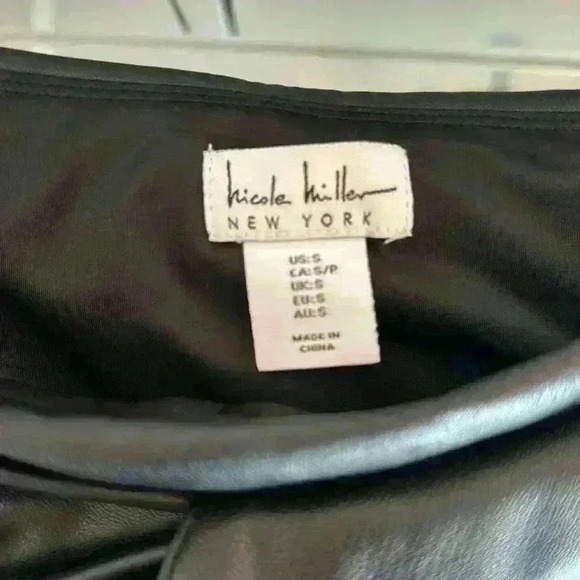 Nicole Miller New York. Straight Leg, Tie Waisted, Faux Leather Pant, belted - Picture 3 of 4